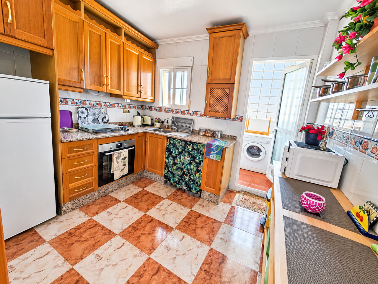 For sale - 2 Bedroom 1 Bathroom Apartment in Lomas de Cabo Roig - , Lomas de Cabo Roig, Alicante, Spain - Alicante
