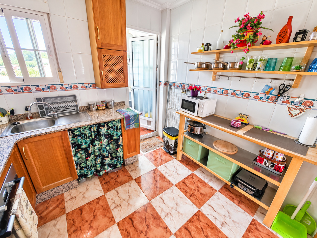 For sale - 2 Bedroom 1 Bathroom Apartment in Lomas de Cabo Roig - , Lomas de Cabo Roig, Alicante, Spain - Alicante