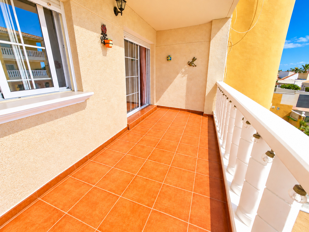 For sale - 2 Bedroom 1 Bathroom Apartment in Lomas de Cabo Roig - , Lomas de Cabo Roig, Alicante, Spain - Alicante