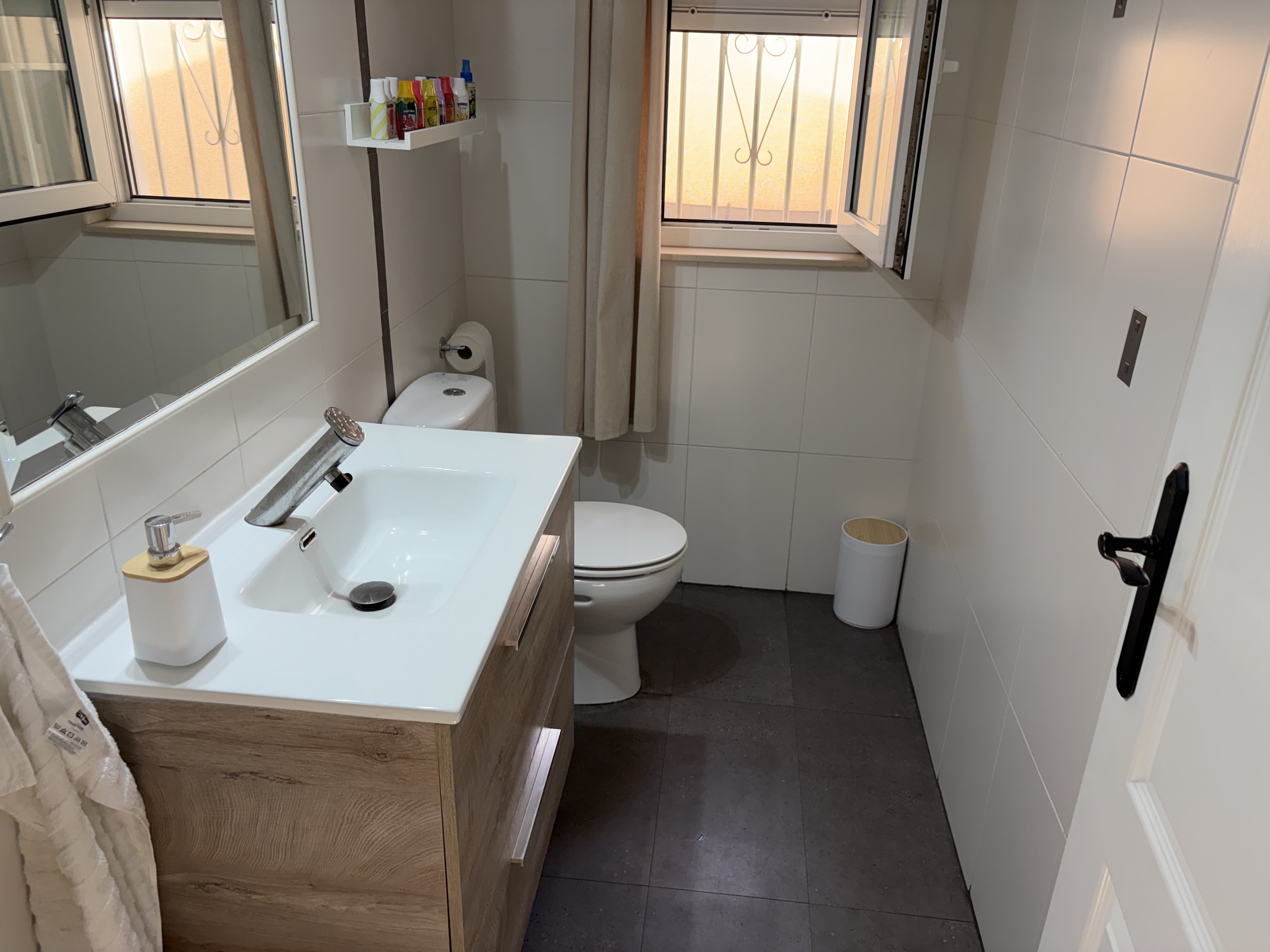 For sale - 3 Bedroom 3 Bathroom Town House in Las Heredades - Costa Blanca  - Alicante