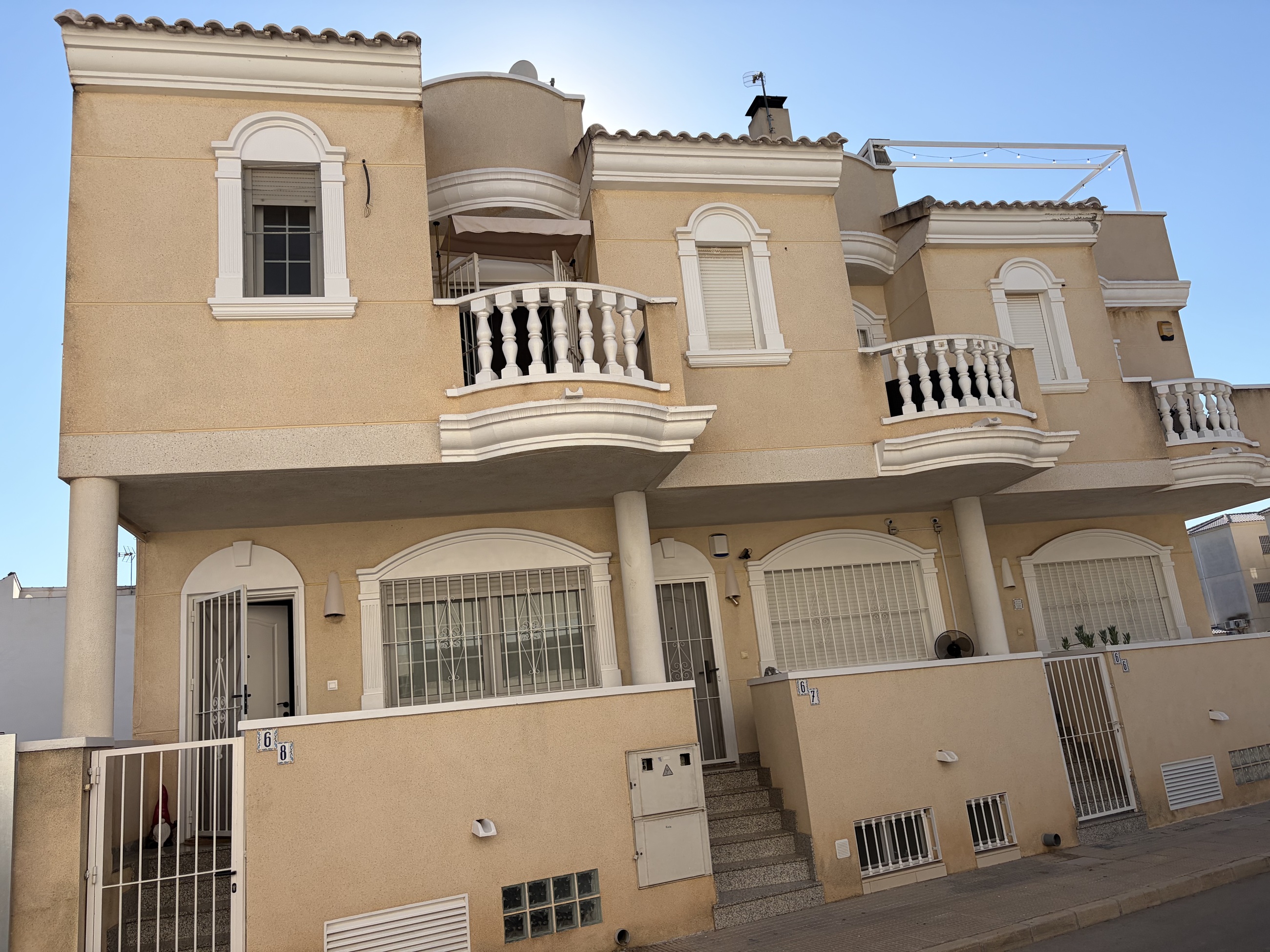 For sale - 3 Bedroom 3 Bathroom Town House in Las Heredades - Costa Blanca  - Alicante