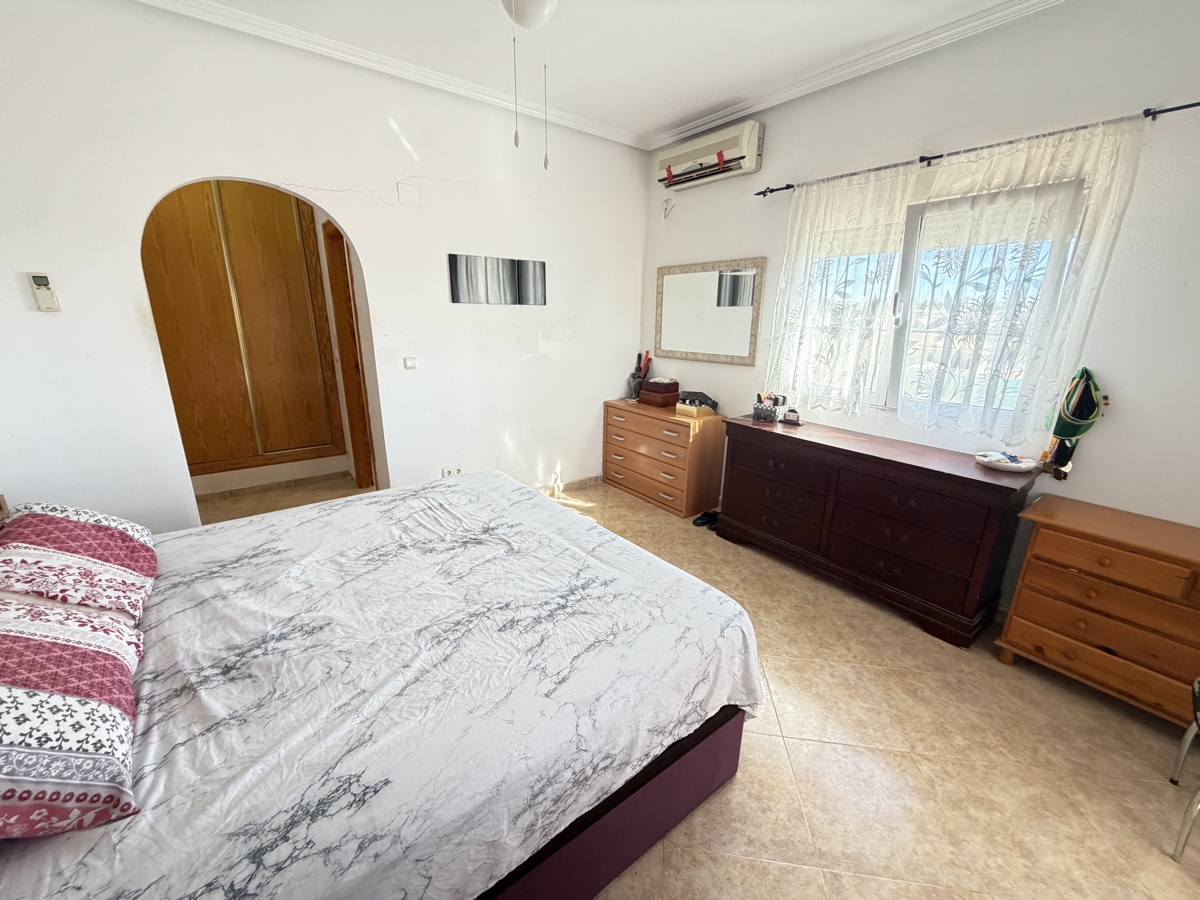 For sale - 7 Bedroom 4 Bathroom Villa in Gea y Truyols - , Gea y Truyols, Alicante, Spain - Alicante