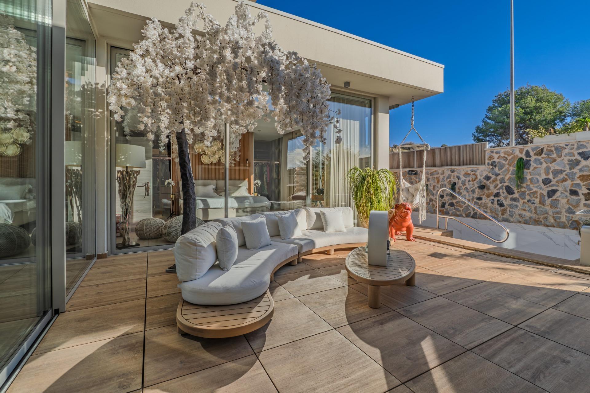 For sale - 4 Bedroom 3 Bathroom Villa in Benijofar - Costa Blanca  - Alicante