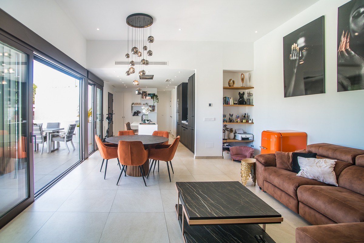 For sale - 4 Bedroom 4 Bathroom Villa in Rojales - Inland  - Alicante