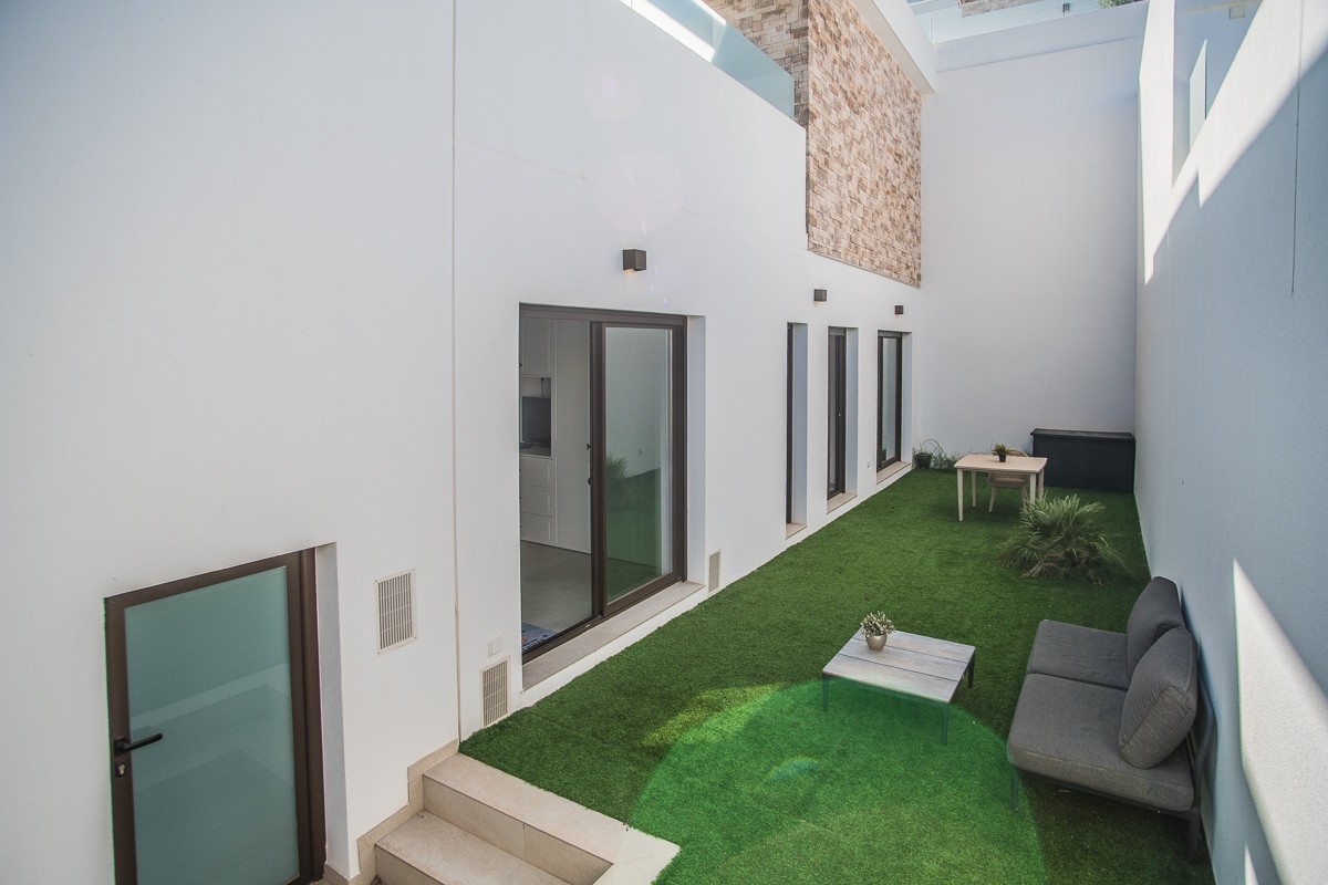 For sale - 4 Bedroom 4 Bathroom Villa in Rojales - Inland  - Alicante