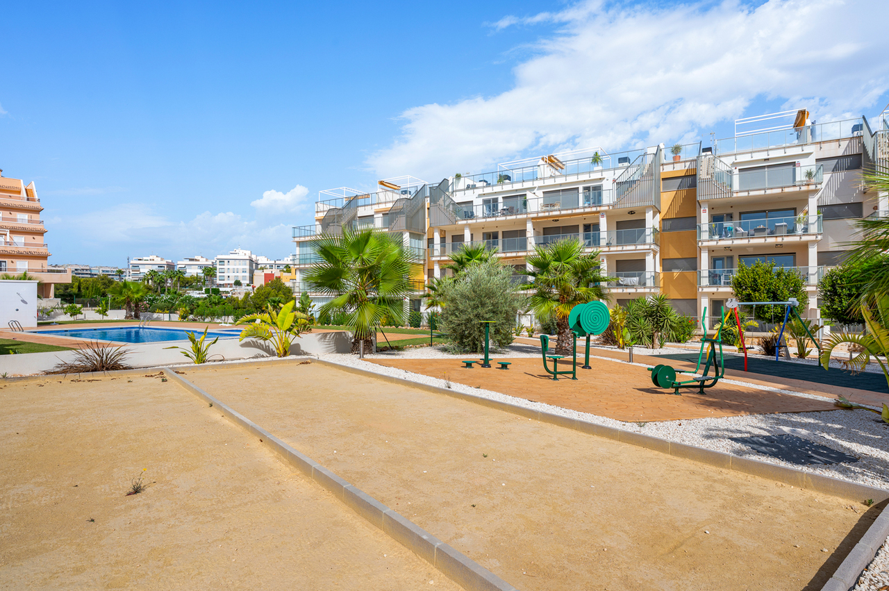 For sale - 2 Bedroom 2 Bathroom Apartment in Villamartin - Costa Blanca  - Alicante