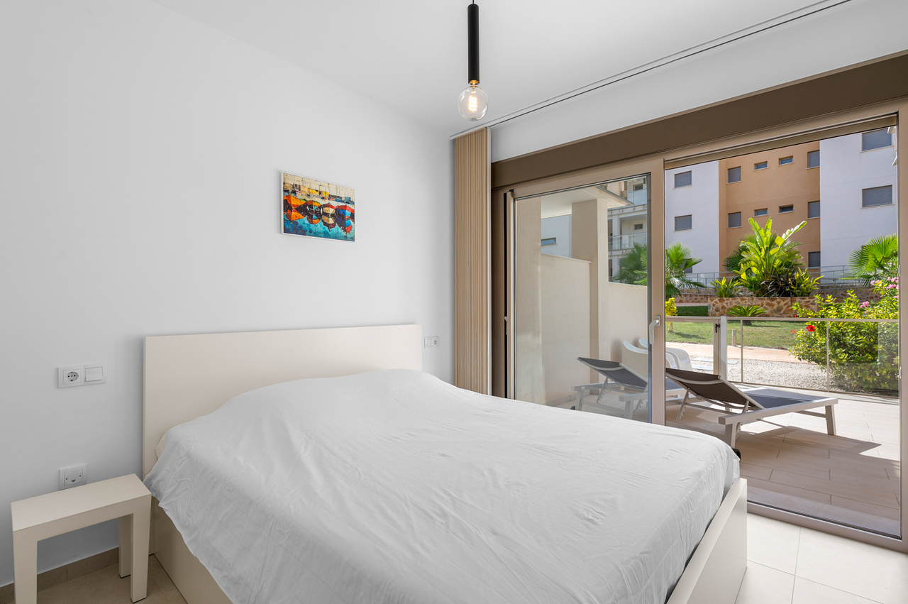 For sale - 2 Bedroom 2 Bathroom Apartment in Villamartin - Costa Blanca  - Alicante