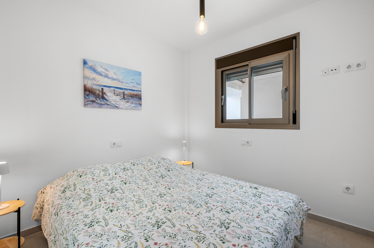 For sale - 2 Bedroom 2 Bathroom Apartment in Villamartin - Costa Blanca  - Alicante