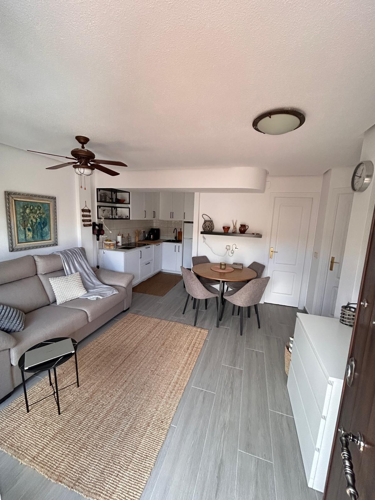 For sale - 2 Bedroom 1 Bathroom Bungalow in Torrevieja - Torre La Mata  - Alicante