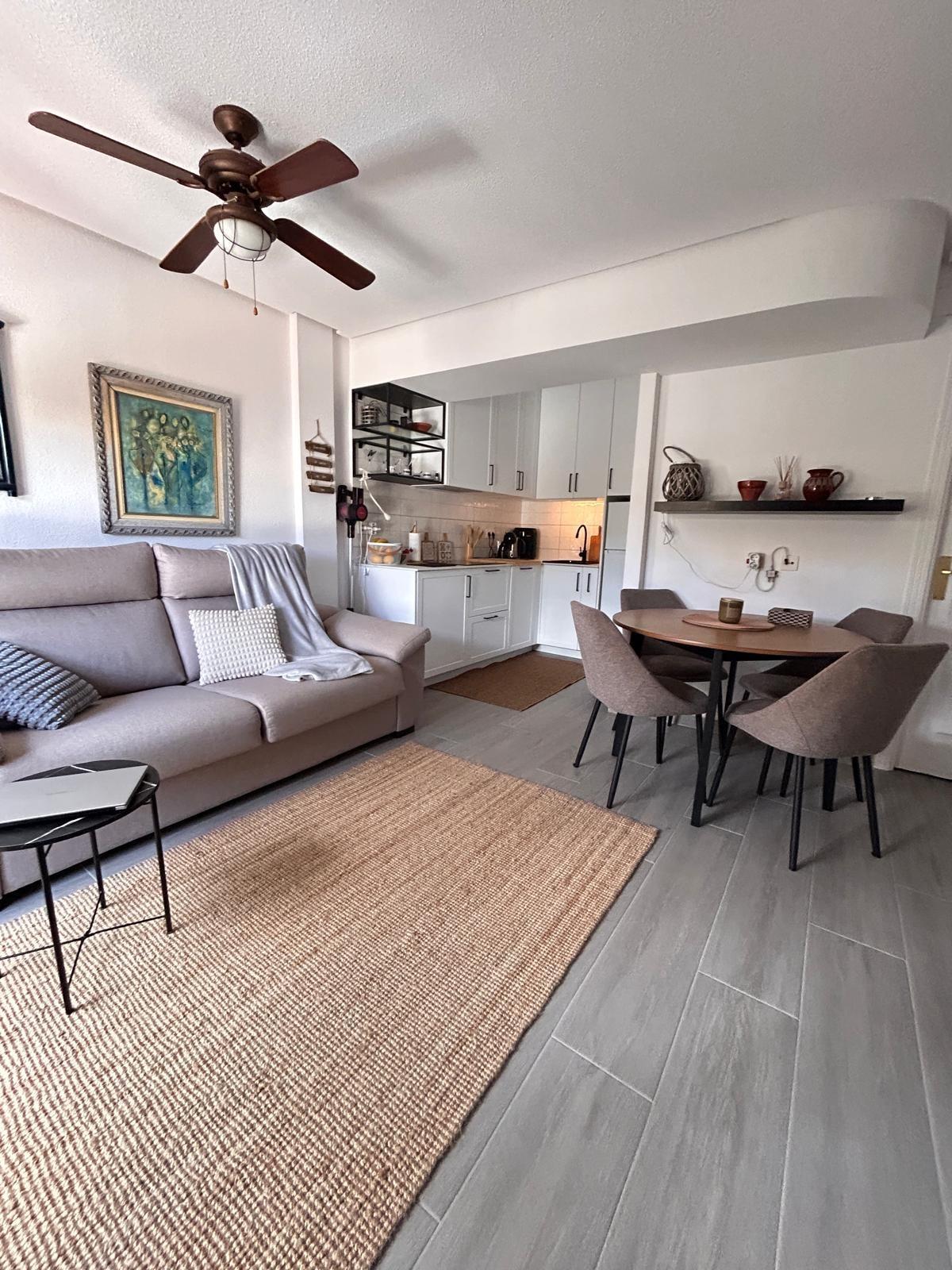 For sale - 2 Bedroom 1 Bathroom Bungalow in Torrevieja - Torre La Mata  - Alicante