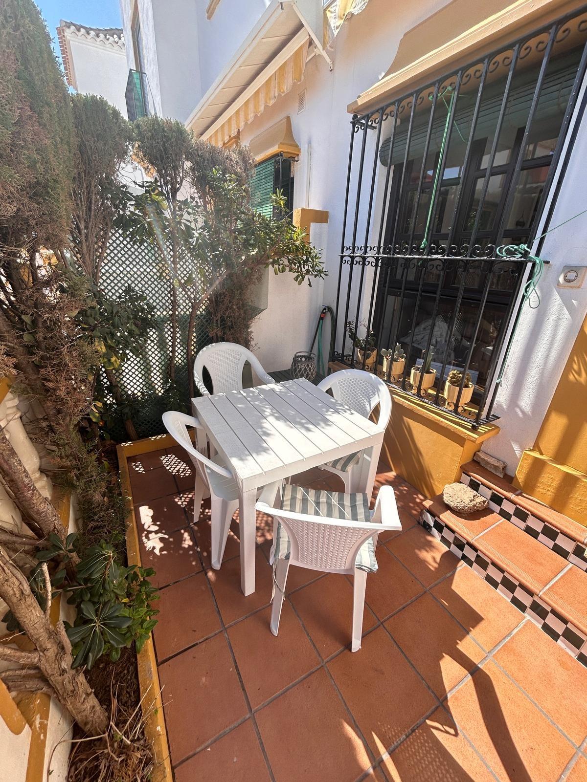 For sale - 2 Bedroom 1 Bathroom Bungalow in Torrevieja - Torre La Mata  - Alicante