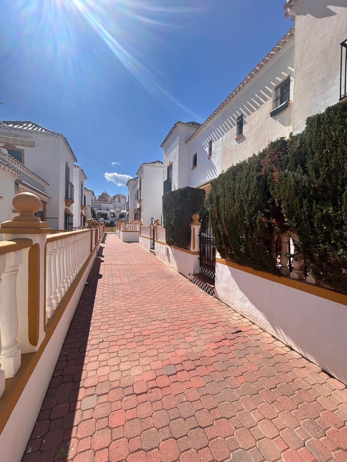 For sale - 2 Bedroom 1 Bathroom Bungalow in Torrevieja - Torre La Mata  - Alicante