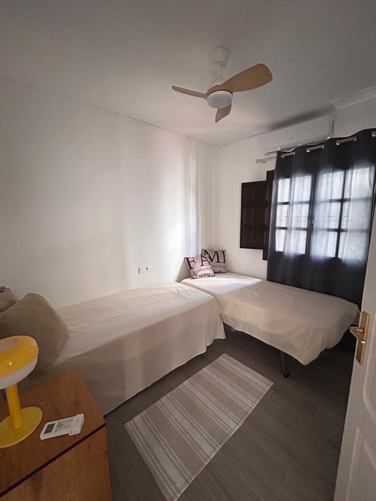 For sale - 2 Bedroom 1 Bathroom Bungalow in Torrevieja - Torre La Mata  - Alicante