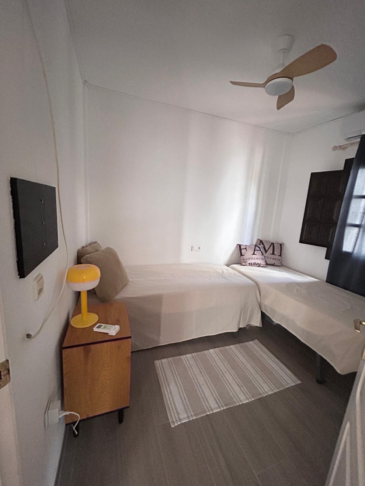 For sale - 2 Bedroom 1 Bathroom Bungalow in Torrevieja - Torre La Mata  - Alicante
