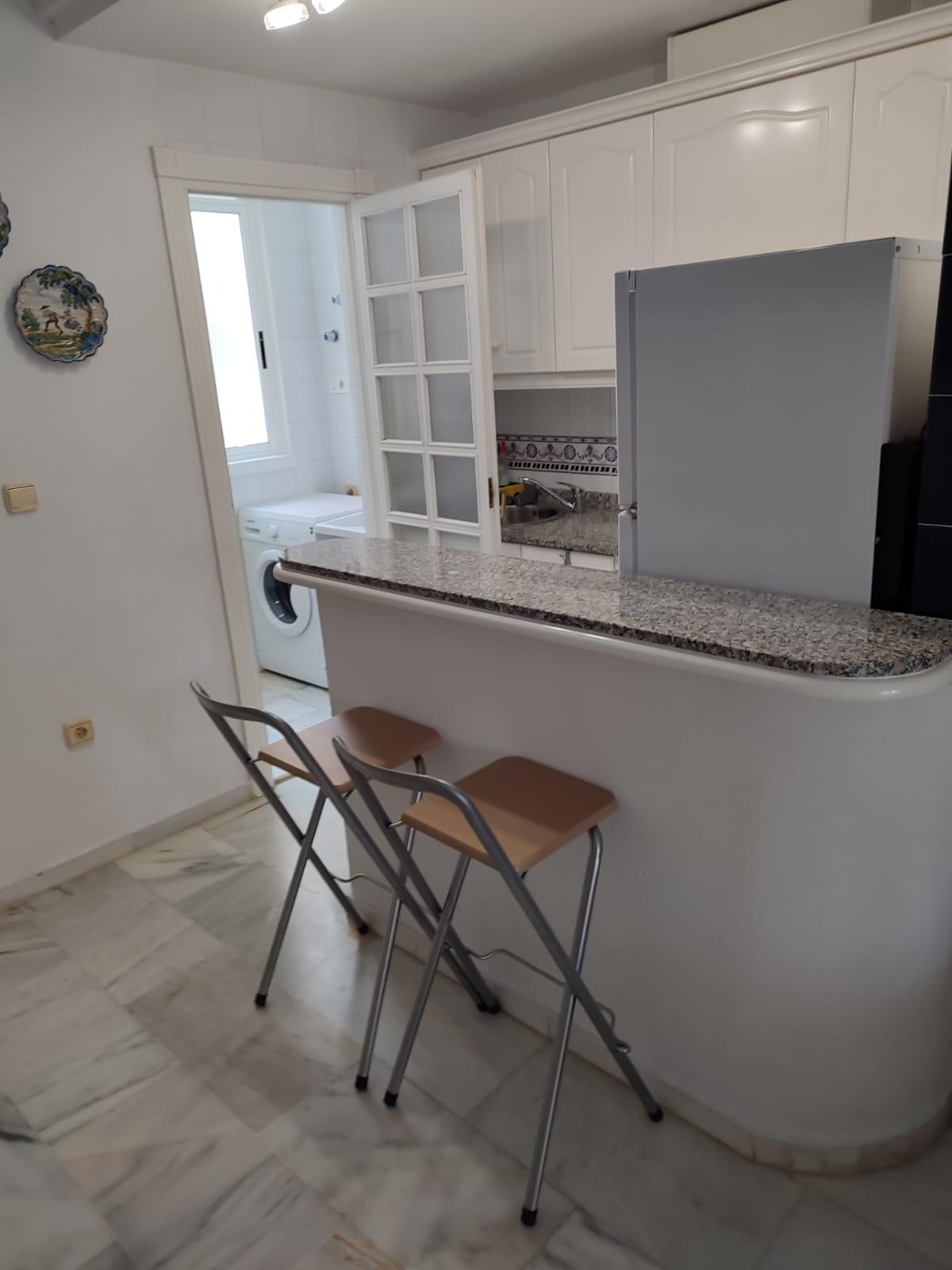 For sale - 2 Bedroom 1 Bathroom Apartment in Torrevieja - Los Frutales  - Alicante