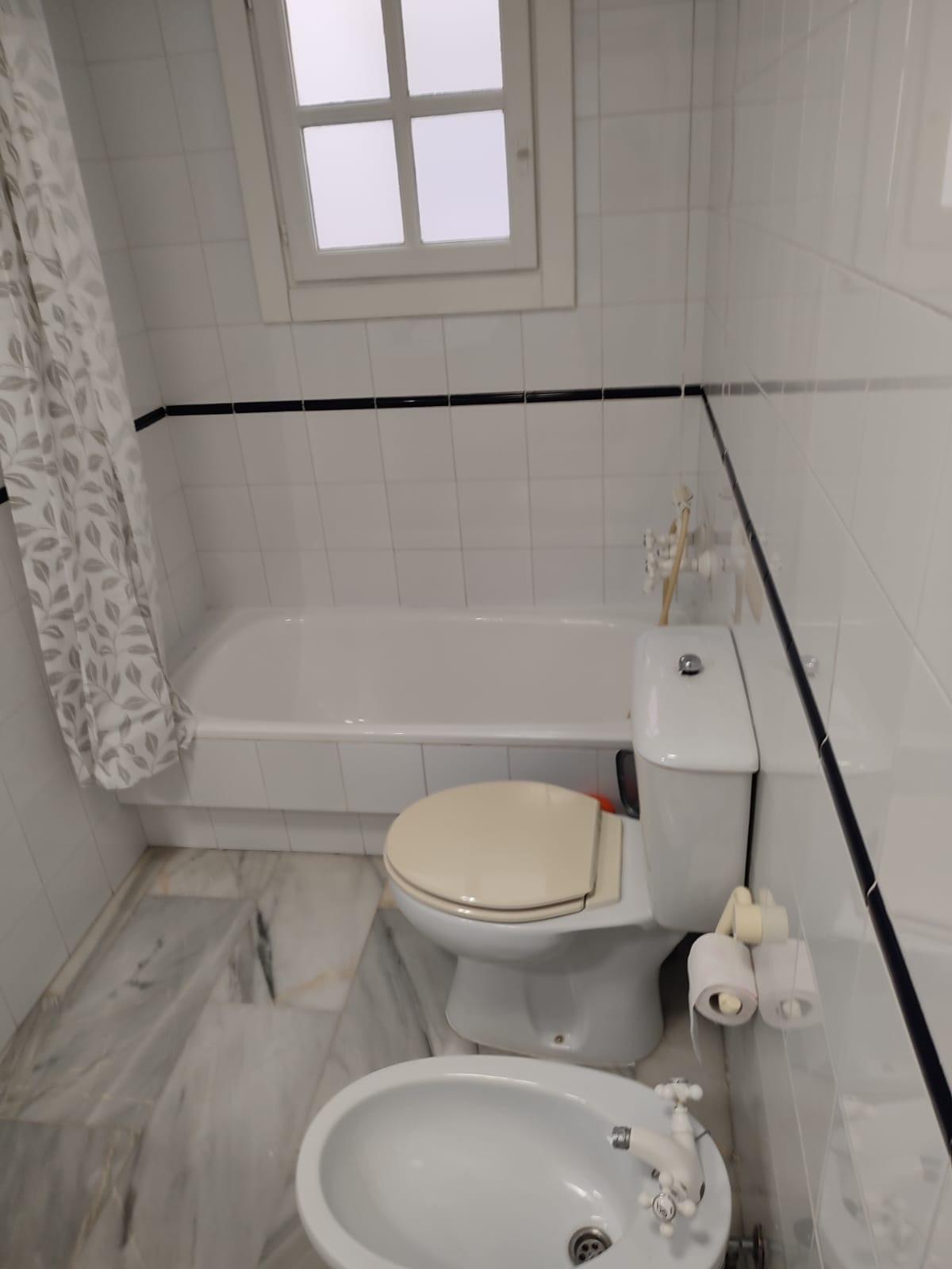 For sale - 2 Bedroom 1 Bathroom Apartment in Torrevieja - Los Frutales  - Alicante
