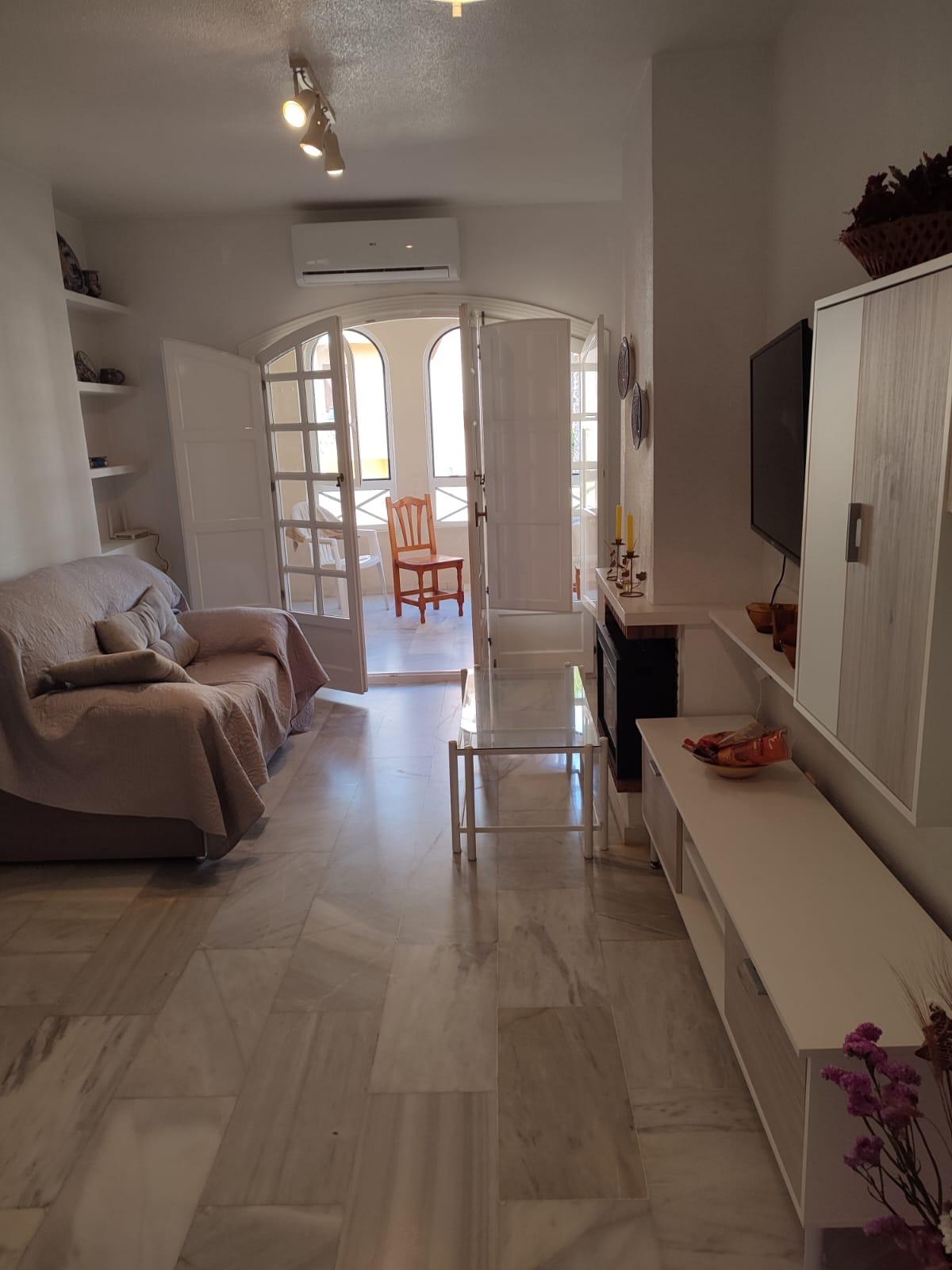 For sale - 2 Bedroom 1 Bathroom Apartment in Torrevieja - Los Frutales  - Alicante