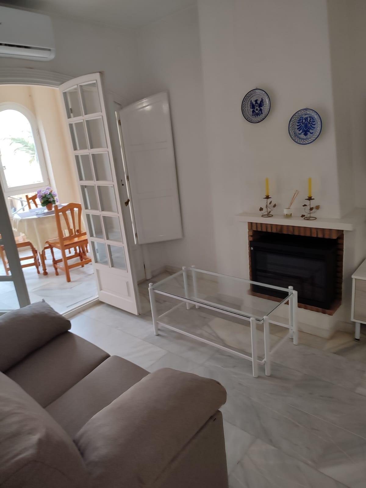 For sale - 2 Bedroom 1 Bathroom Apartment in Torrevieja - Los Frutales  - Alicante