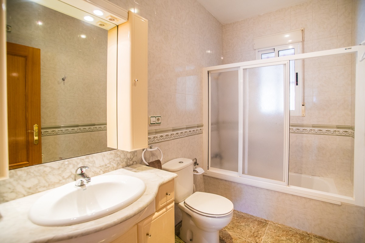 For sale - 7 Bedroom 4 Bathroom Villa in Orihuela - Inland  - Alicante