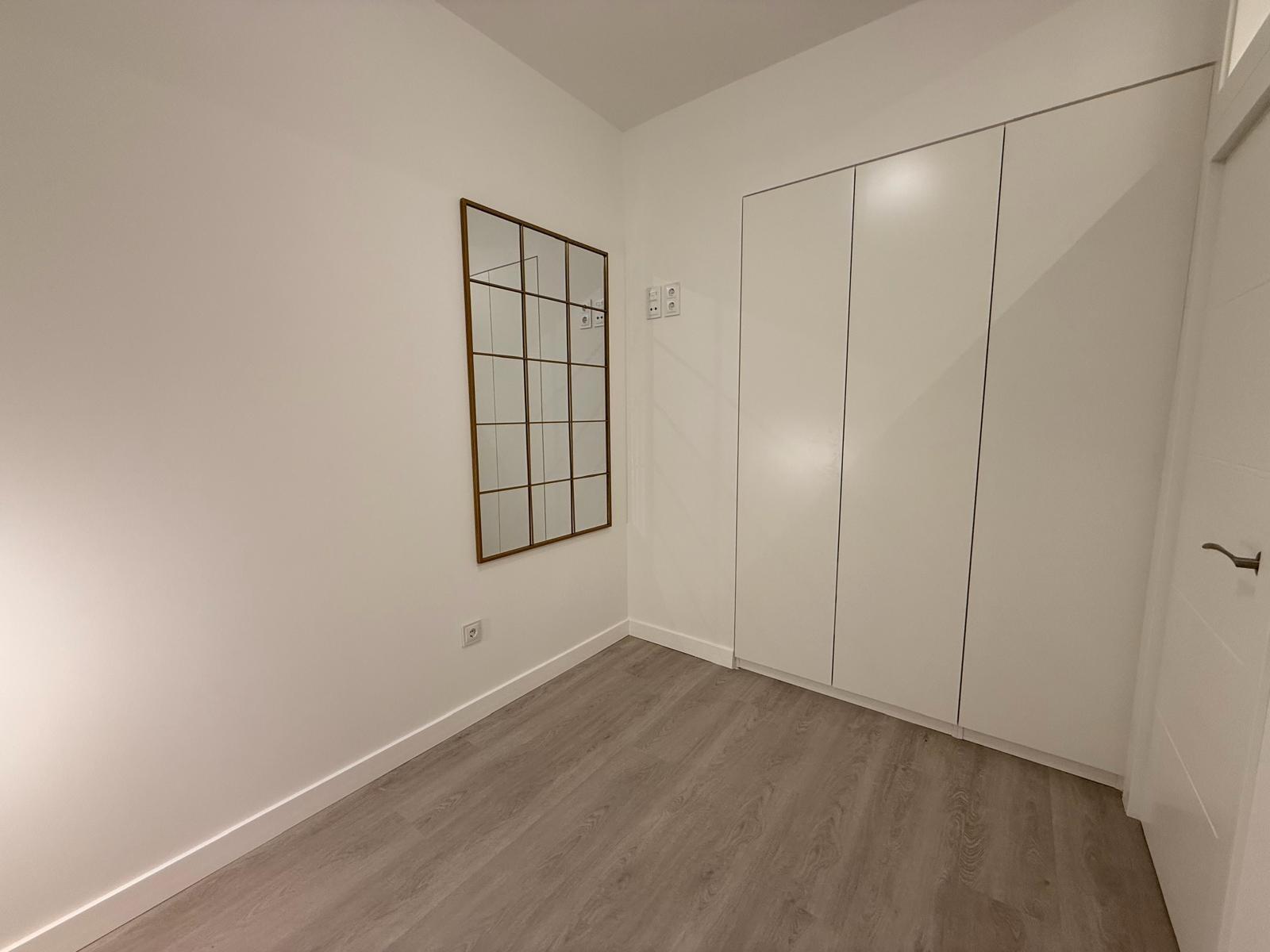 For sale - 2 Bedroom 1 Bathroom Apartment in Torrevieja - Playa Del Cura  - Alicante
