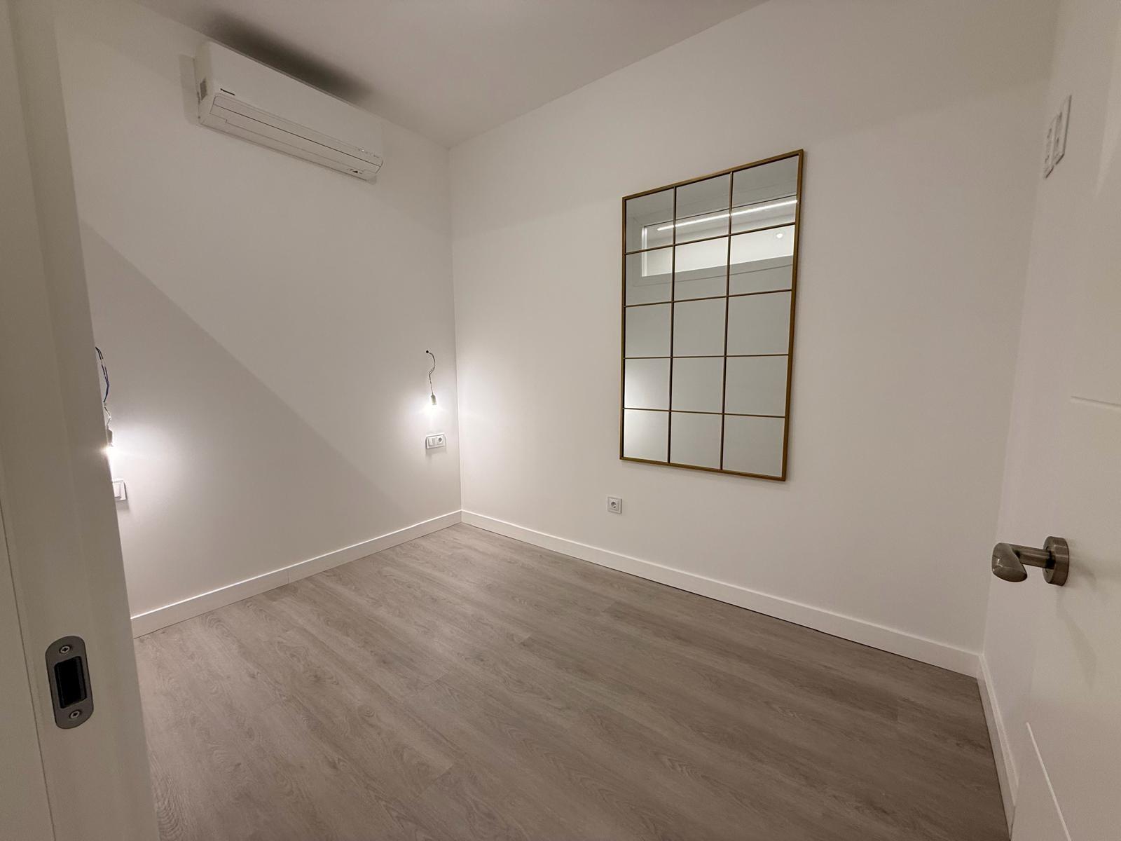 For sale - 2 Bedroom 1 Bathroom Apartment in Torrevieja - Playa Del Cura  - Alicante