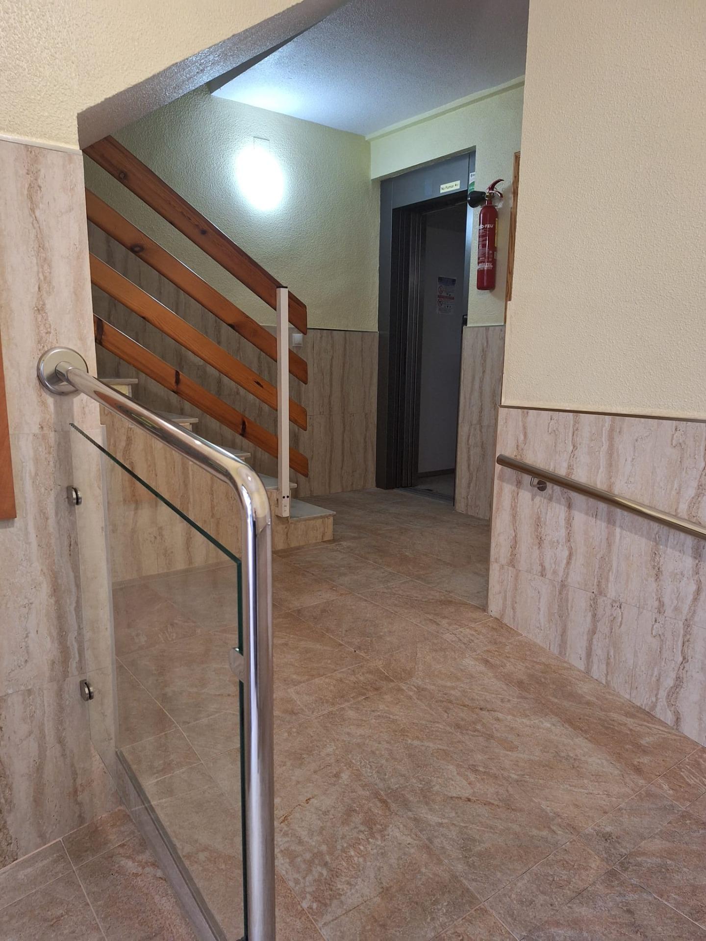 For sale - 3 Bedroom 1 Bathroom Duplex in Torrevieja - Habaneras  - Alicante