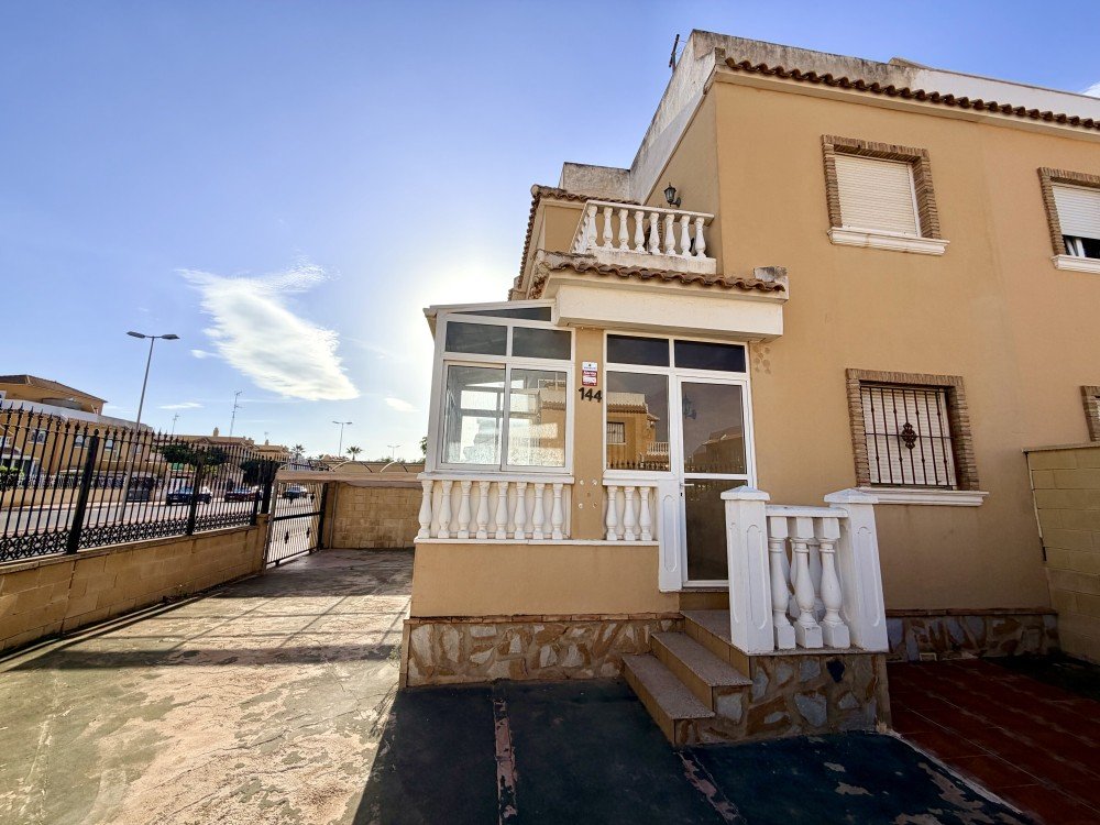 For sale - 3 Bedroom 2 Bathroom Town House in Ciudad Quesada - Costa Blanca  - Alicante