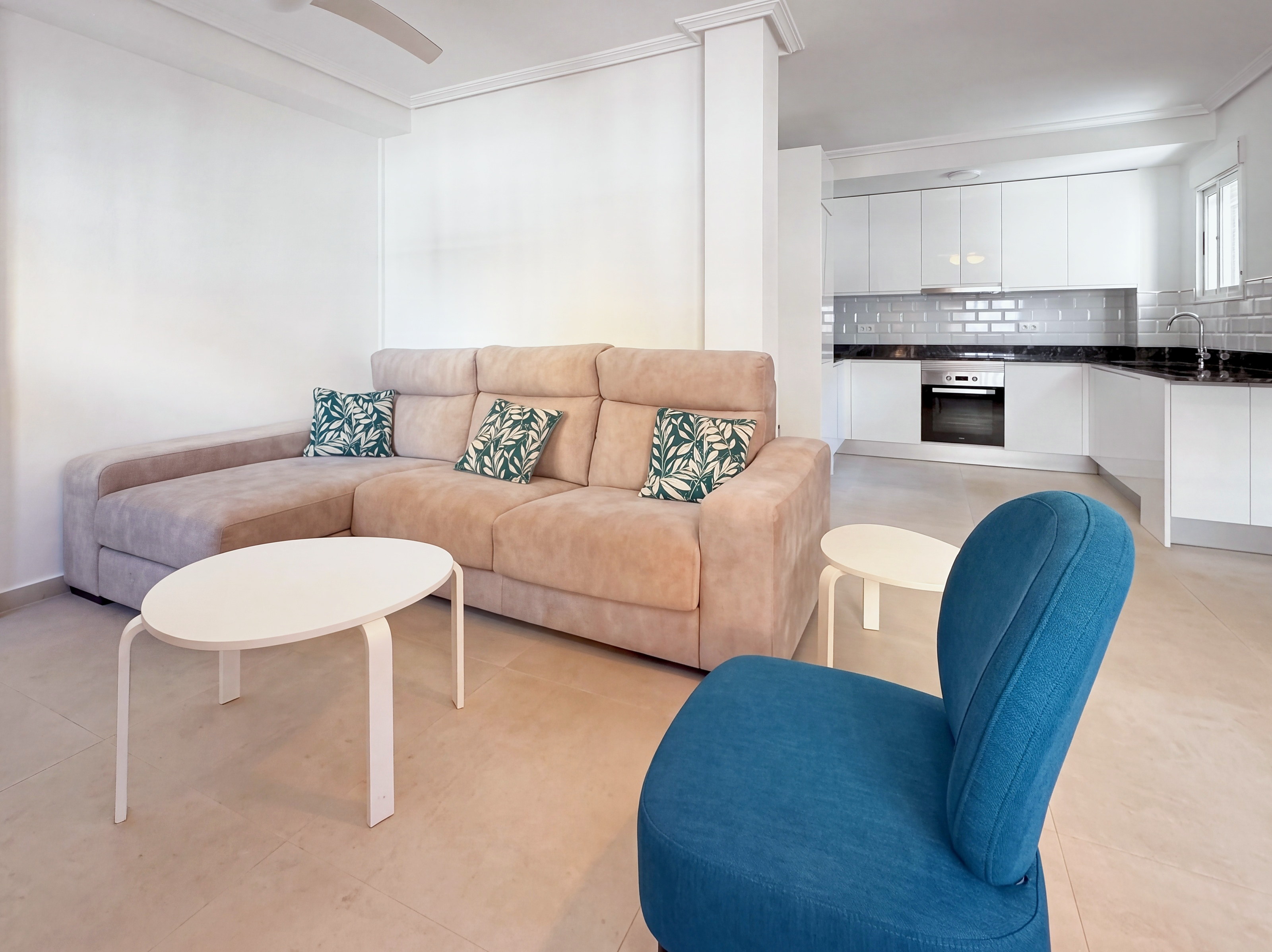 For sale - 3 Bedroom 2 Bathroom Town House in Orihuela Costa - Costa Blanca  - Alicante