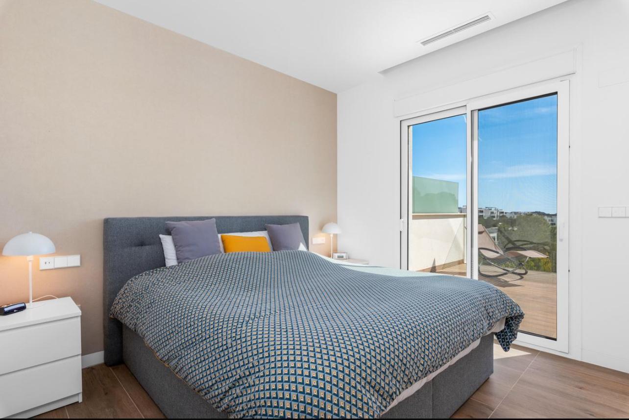 For sale - 2 Bedroom 2 Bathroom Apartment in Orihuela Costa - Costa Blanca  - Alicante