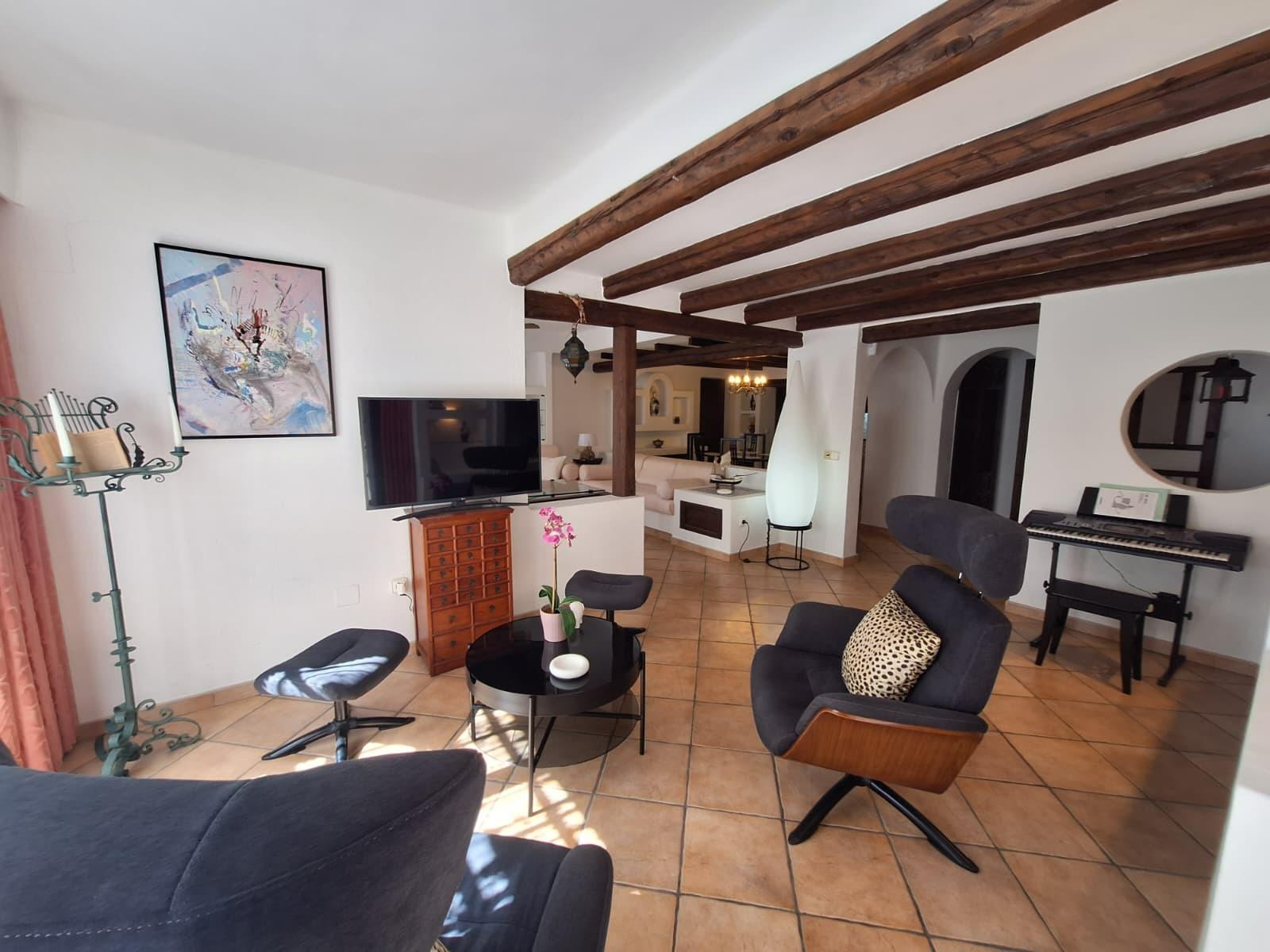 For sale - 2 Bedroom 2 Bathroom Apartment in Torrevieja - Los Frutales  - Alicante
