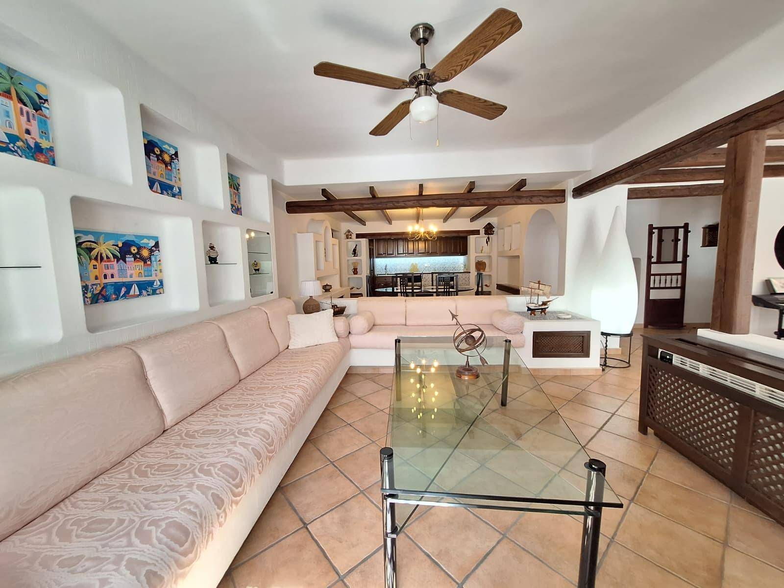 For sale - 2 Bedroom 2 Bathroom Apartment in Torrevieja - Los Frutales  - Alicante