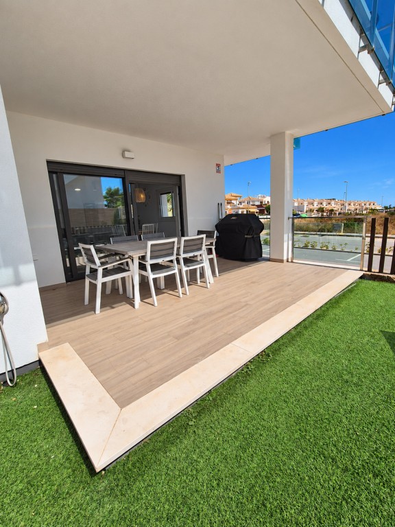 For sale - 3 Bedroom 2 Bathroom Apartment in Vistabella Golf - , Vistabella Golf, Alicante, Spain - Alicante