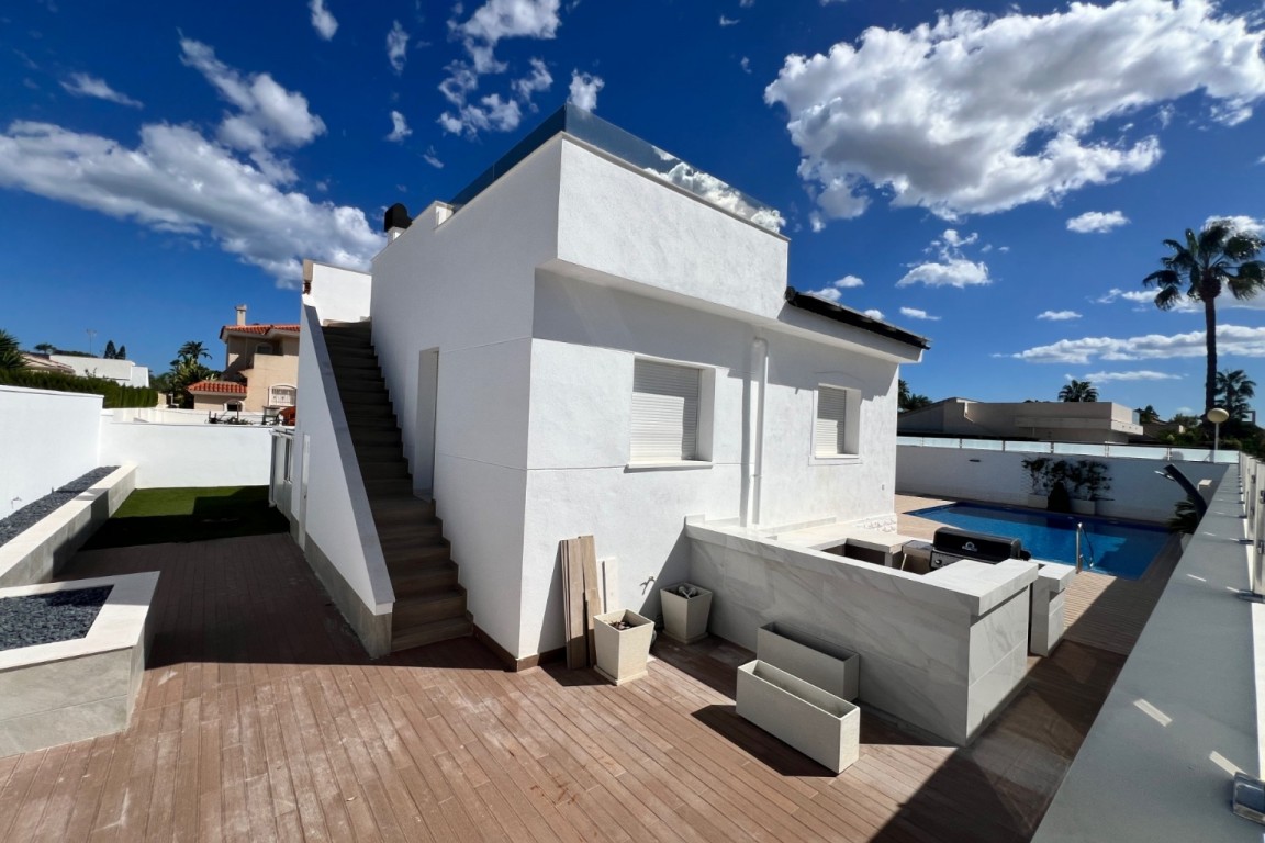For sale - 3 Bedroom 2 Bathroom Villa in Ciudad Quesada - , Ciudad Quesada, Alicante, Spain - Alicante