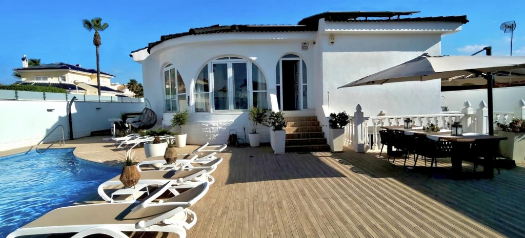 For sale - 3 Bedroom 2 Bathroom Villa in Ciudad Quesada - , Ciudad Quesada, Alicante, Spain - Alicante