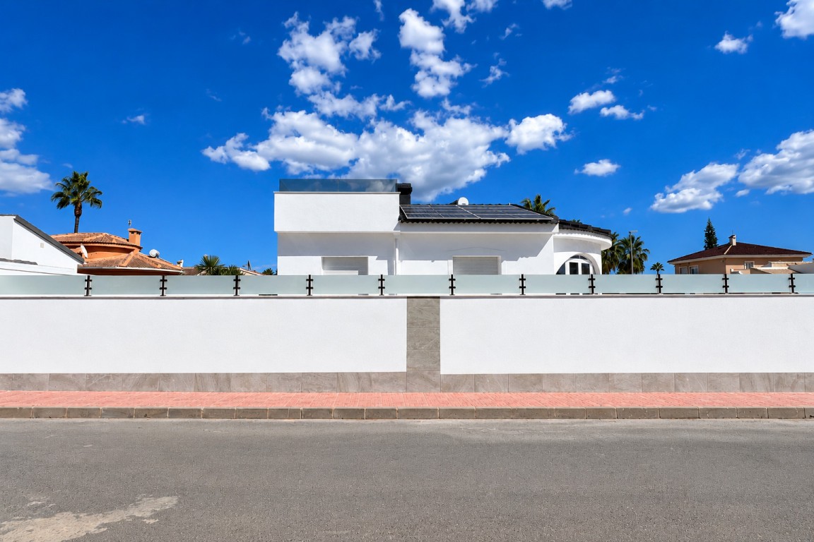 For sale - 3 Bedroom 2 Bathroom Villa in Ciudad Quesada - , Ciudad Quesada, Alicante, Spain - Alicante