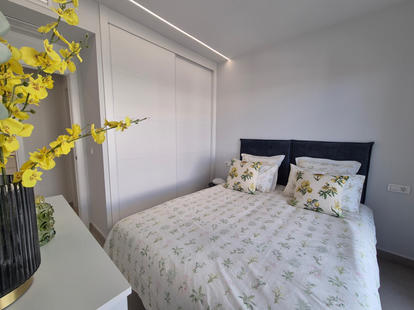 For sale - 3 Bedroom 2 Bathroom Penthouse in Orihuela - Inland  - Alicante