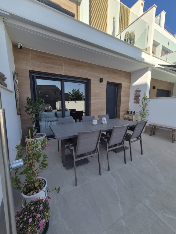 For sale - 3 Bedroom 2 Bathroom Terraced House in San Pedro del Pinatar - , San Pedro del Pinatar, Murcia, Spain - Murcia