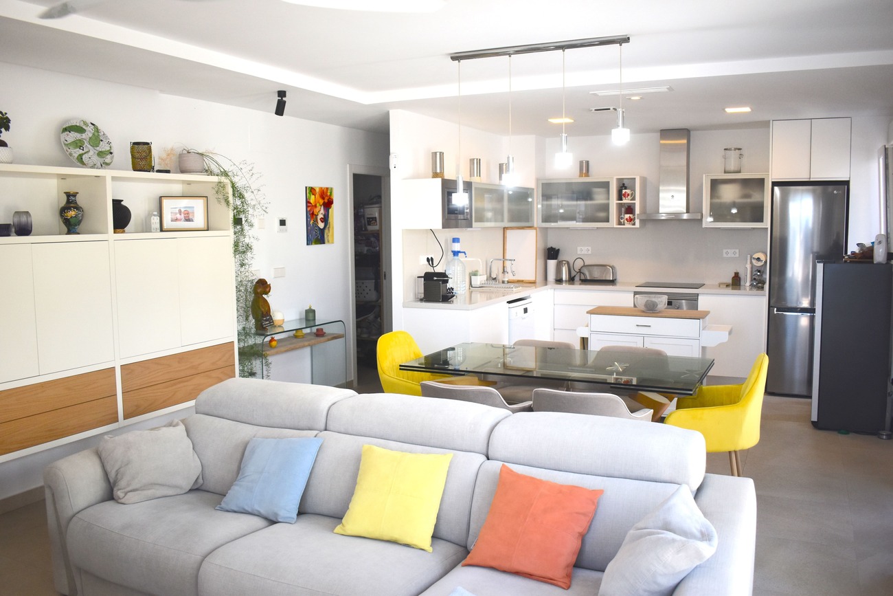 For sale - 3 Bedroom 2 Bathroom Villa in Vistabella Golf Entre Naranjos - Inland  - Alicante
