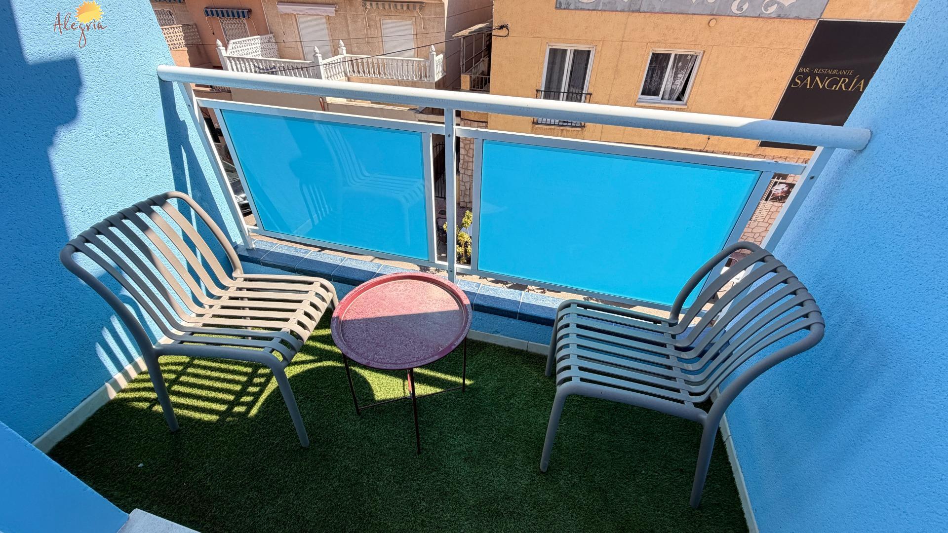 For sale - 2 Bedroom 1 Bathroom Apartment in Torrevieja - Estacion De Autobuses  - Alicante