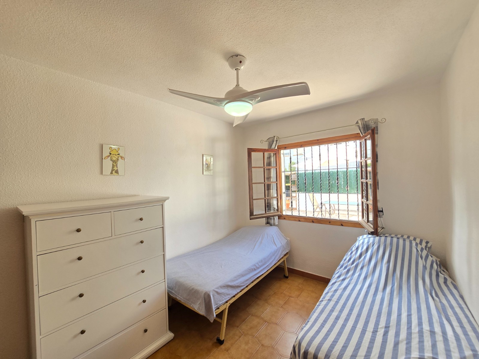 For sale - 2 Bedroom 1 Bathroom Town House in Villamartin - Costa Blanca  - Alicante