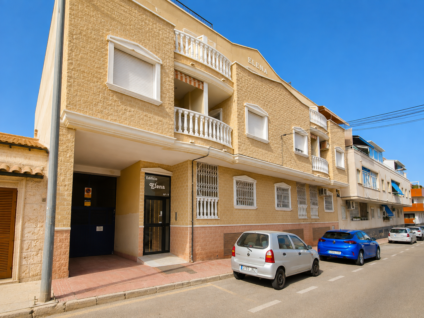 For sale - 2 Bedroom 1 Bathroom Apartment in Torrevieja - Costa Blanca  - Alicante