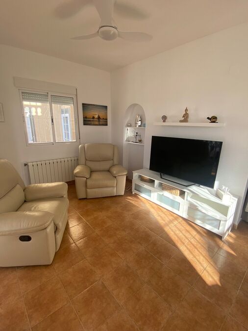 For sale - 3 Bedroom 2 Bathroom Detached Villa in Villamartin - , Villamartin, Alicante, Spain - Alicante