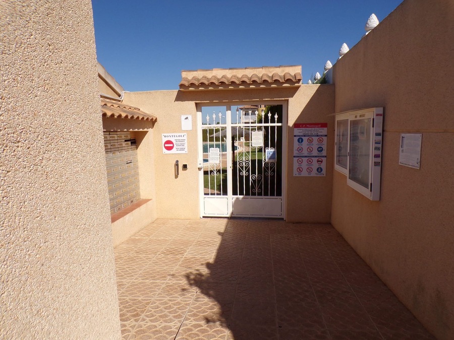 For sale - 2 Bedroom 2 Bathroom Detached Villa in Villamartin - , Villamartin, Alicante, Spain - Alicante
