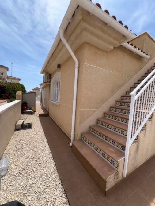 For sale - 2 Bedroom 2 Bathroom Detached Villa in Villamartin - , Villamartin, Alicante, Spain - Alicante