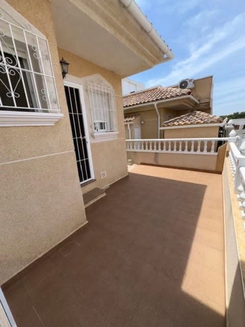 For sale - 2 Bedroom 2 Bathroom Detached Villa in Villamartin - , Villamartin, Alicante, Spain - Alicante
