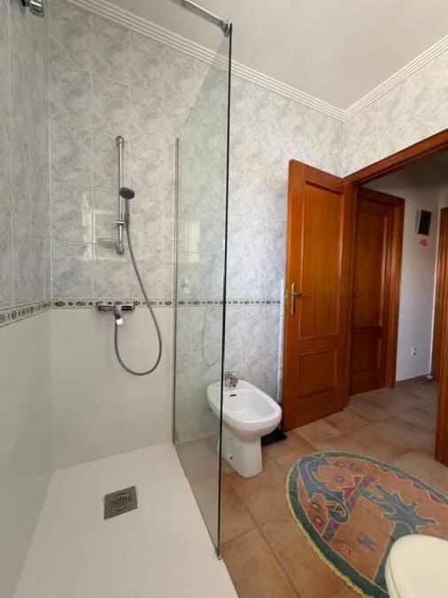 For sale - 2 Bedroom 2 Bathroom Detached Villa in Villamartin - , Villamartin, Alicante, Spain - Alicante