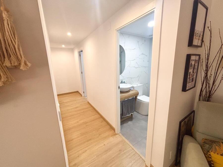 For sale - 3 Bedroom 2 Bathroom Apartment in Torrevieja - , Torrevieja, Alicante, Spain - Alicante