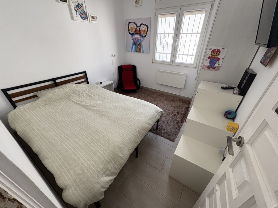 For sale - 2 Bedroom 1 Bathroom House in Villamartin - , Villamartin, Alicante, Spain - Alicante