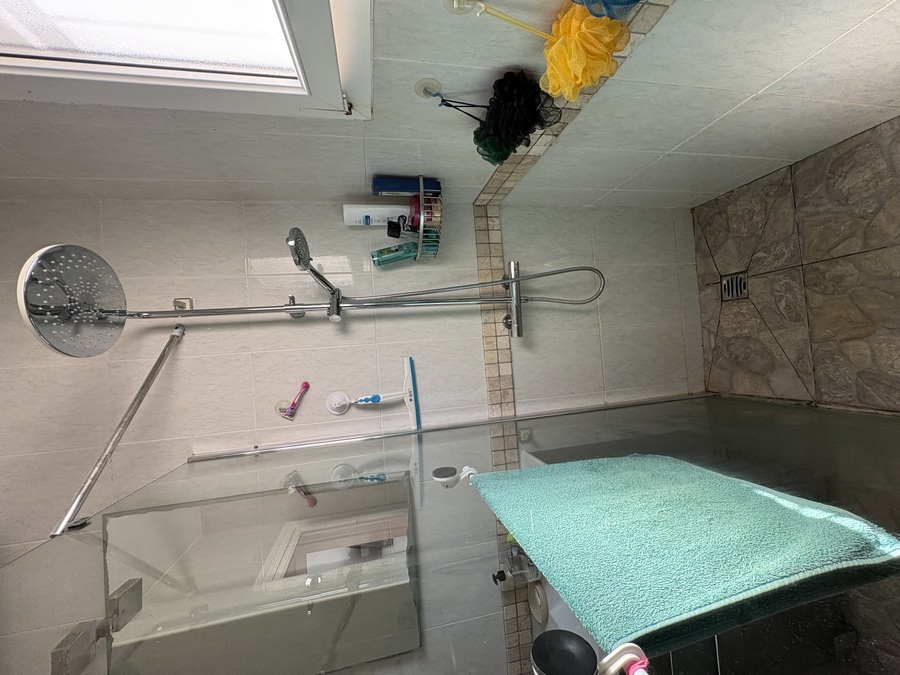 For sale - 2 Bedroom 1 Bathroom House in Villamartin - , Villamartin, Alicante, Spain - Alicante