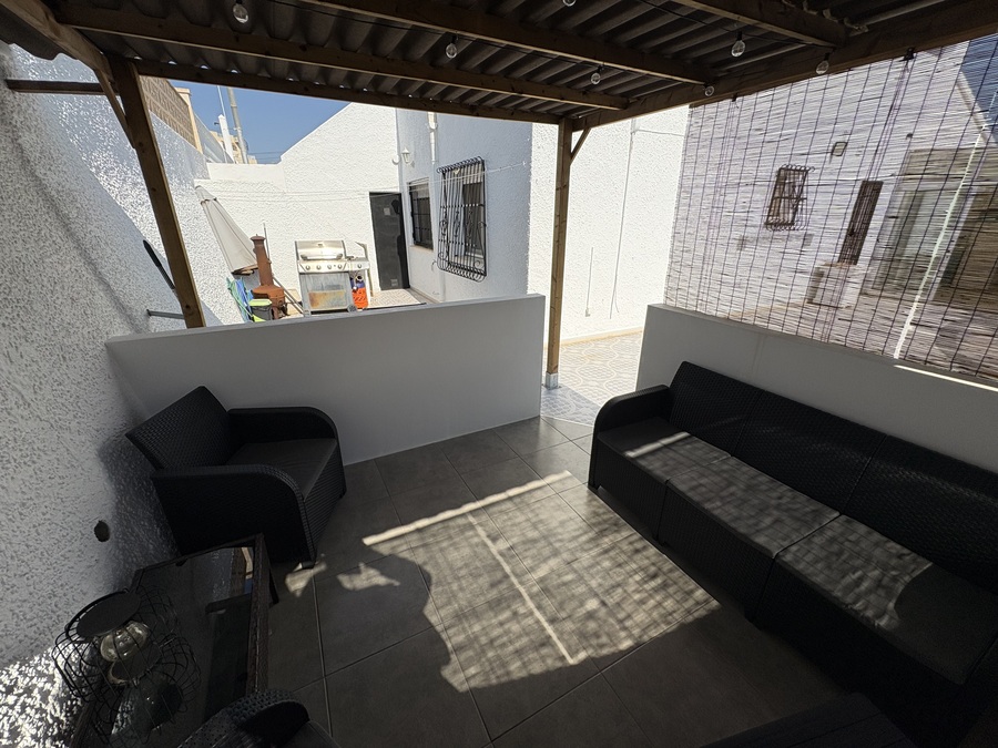 For sale - 2 Bedroom 1 Bathroom House in Villamartin - , Villamartin, Alicante, Spain - Alicante